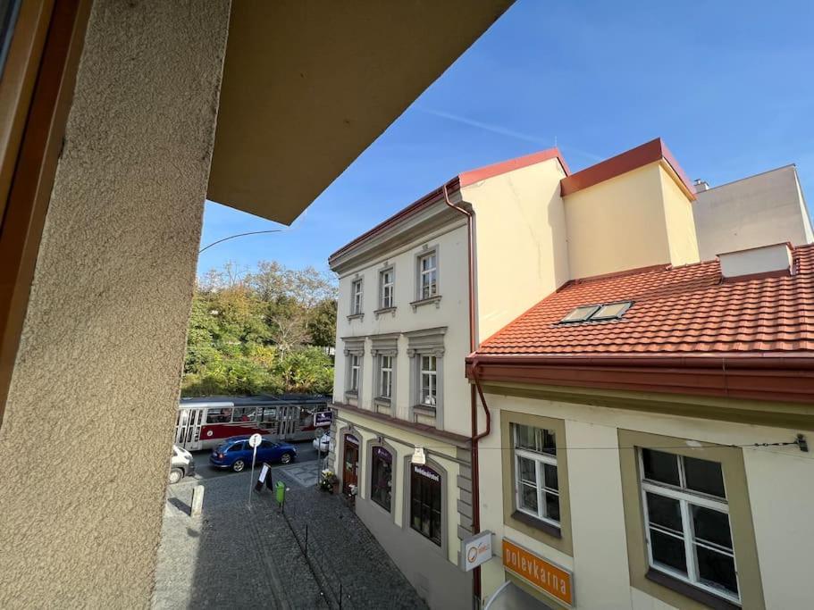 Modern Krymska & Francouzska Street Apartmán Praha